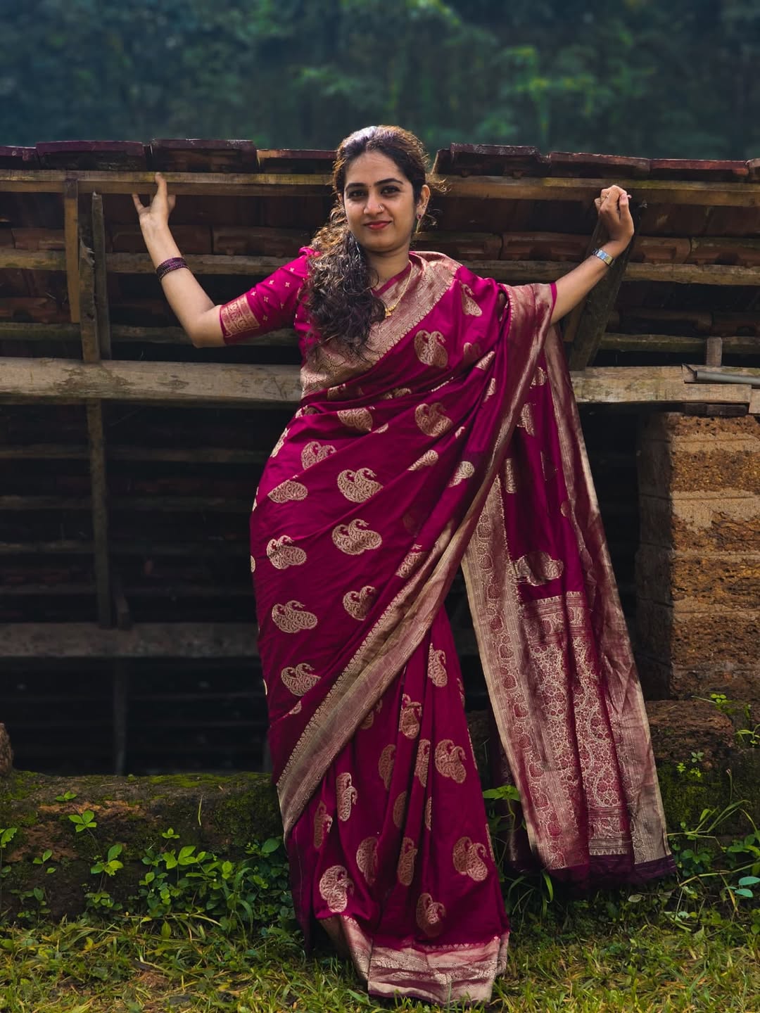 Silkyara Royal Magenta Banarasi Silk Saree