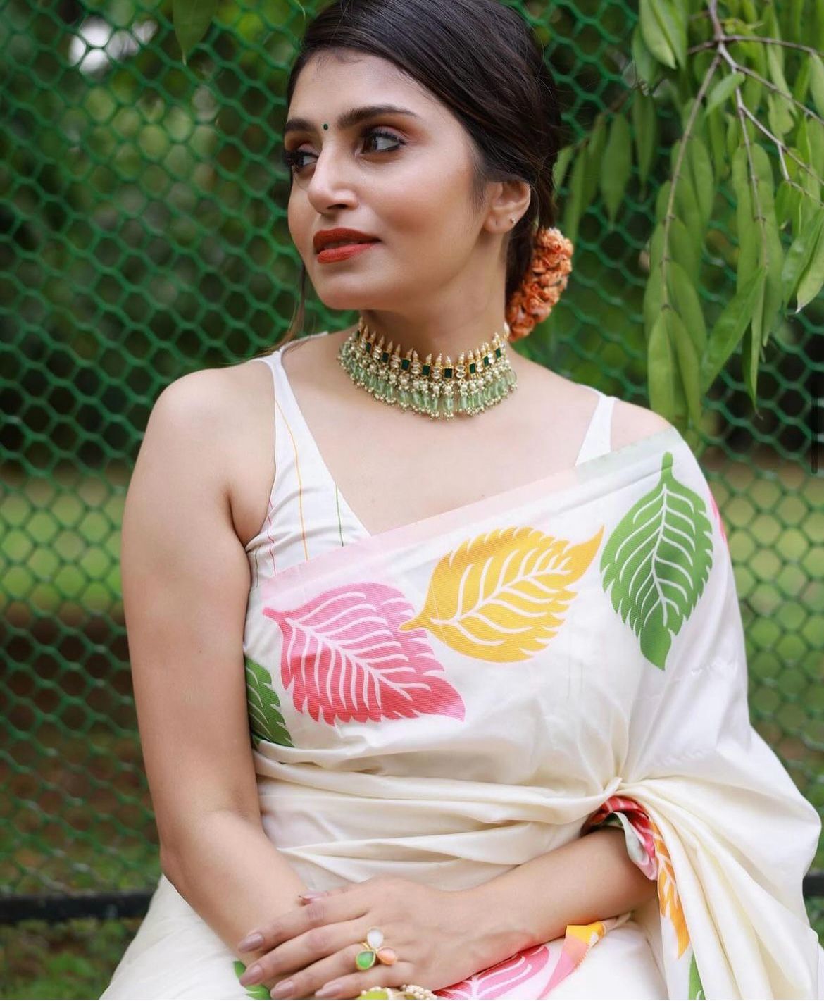 Leaf motifs Art Silk Saree