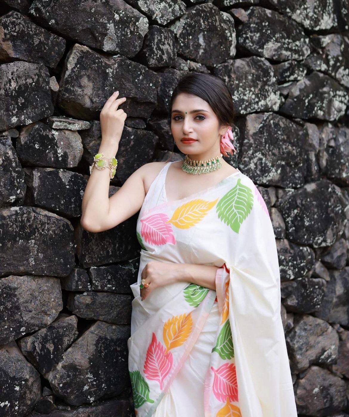 Leaf motifs Art Silk Saree