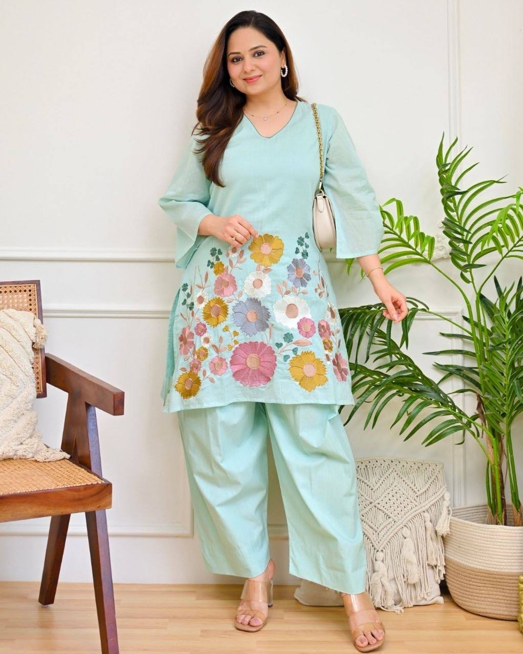 Mint Blossom Threaded Mul Cotton Farshi Set