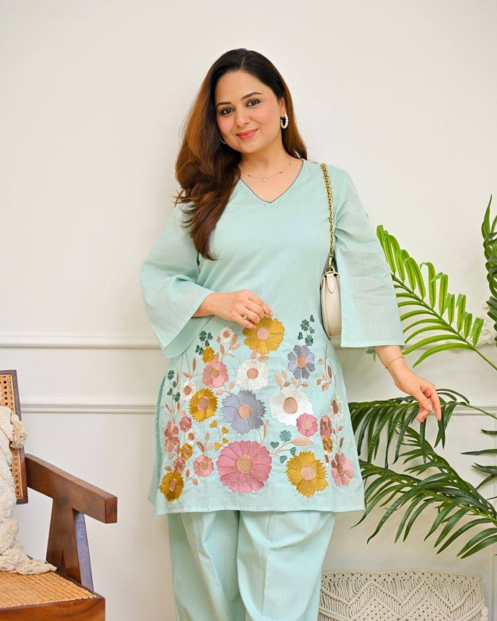 Mint Blossom Threaded Mul Cotton Farshi Set
