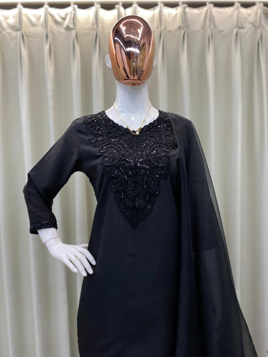 Noir Grace Beads(Moti) Embroidered Kurta Set with Dupatta