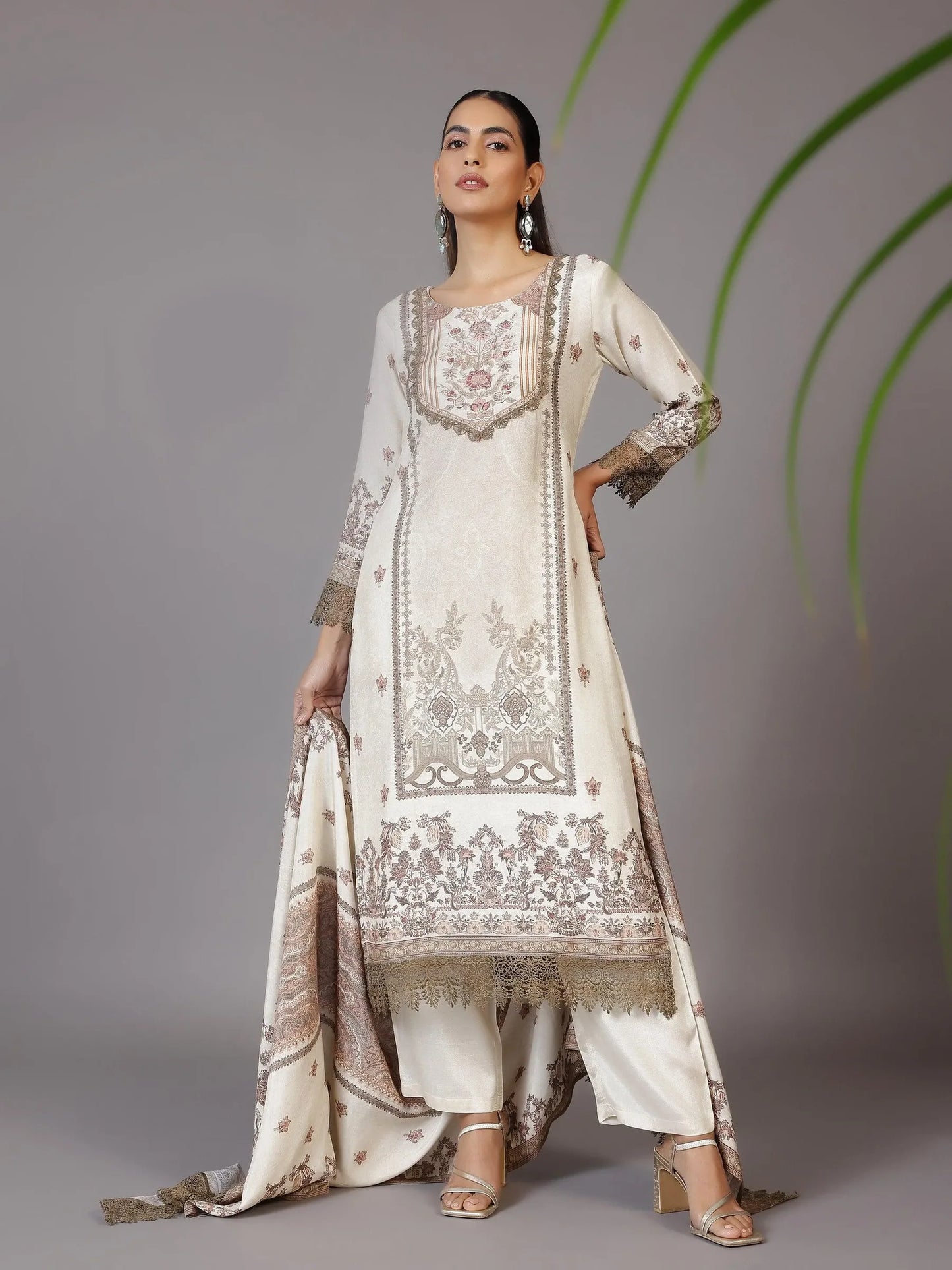 Noor-E-Ivory Designer Kurta Set