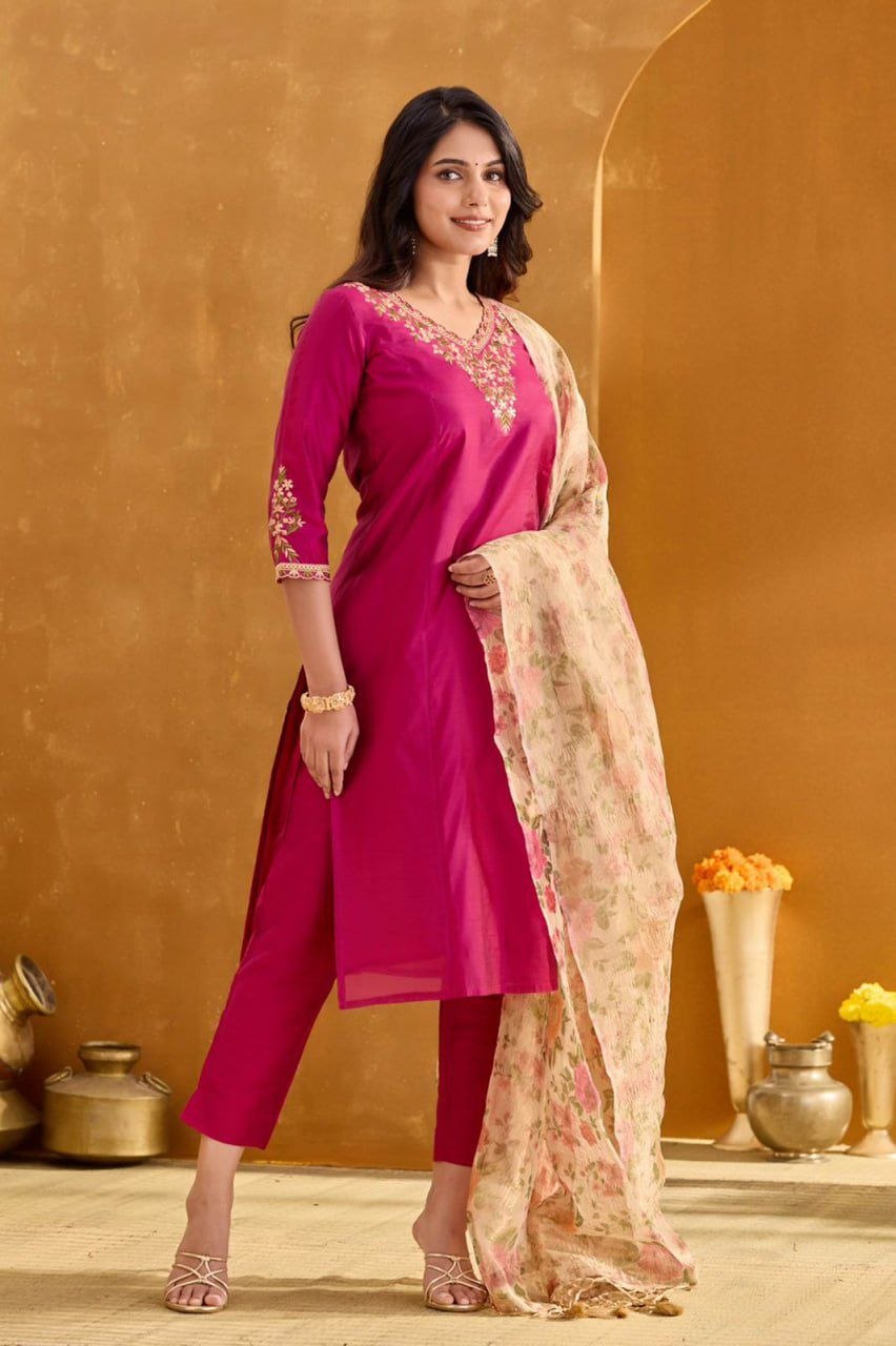 Silkyara Gulbahar Embroidered Kurta Pant Dupatta Set