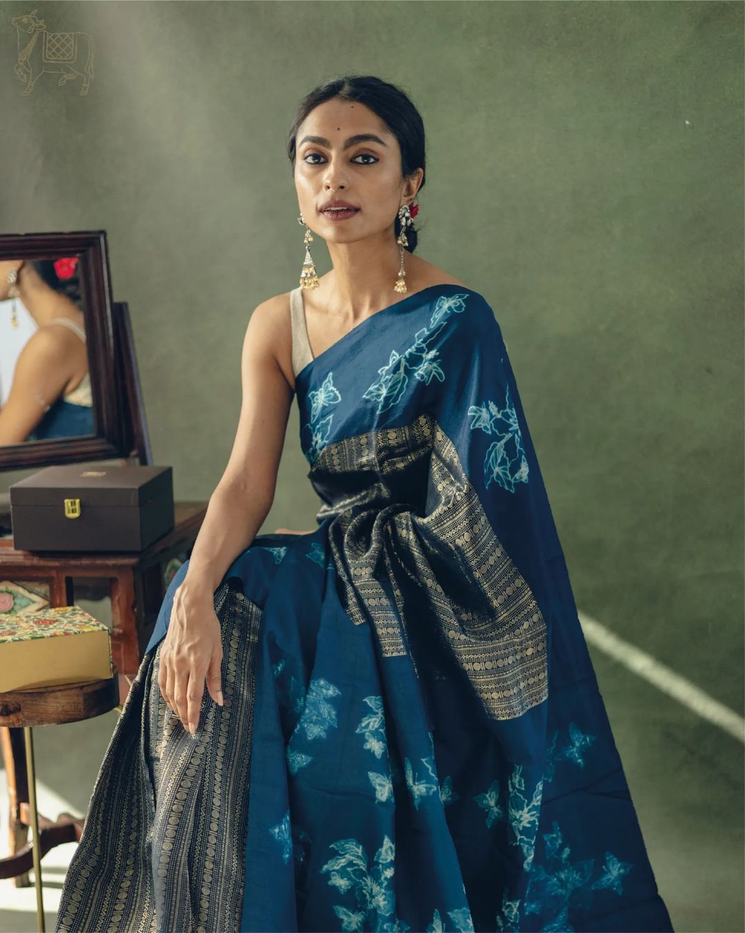 Silkyara Midnight Bloom Handcrafted Silk Saree