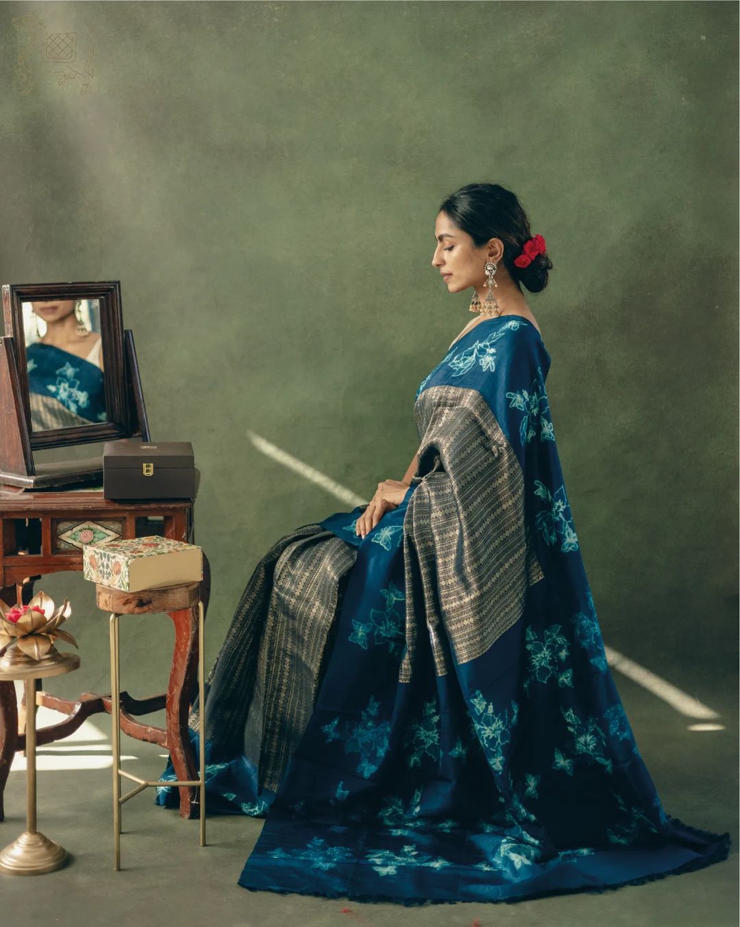 Silkyara Midnight Bloom Handcrafted Silk Saree