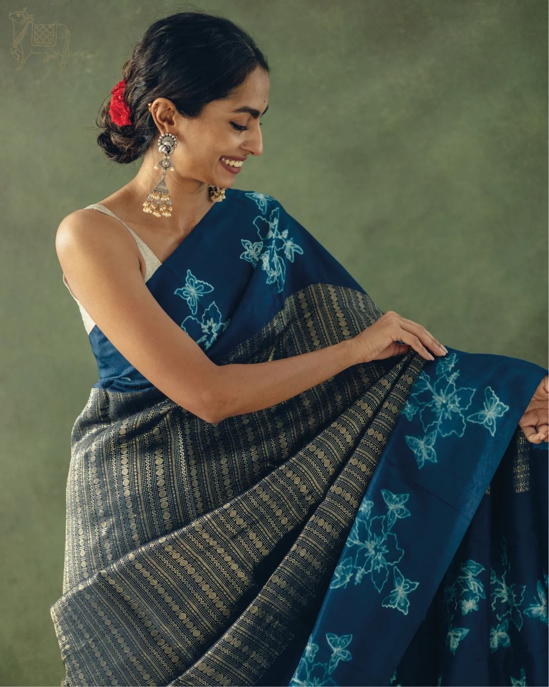 Silkyara Midnight Bloom Handcrafted Silk Saree