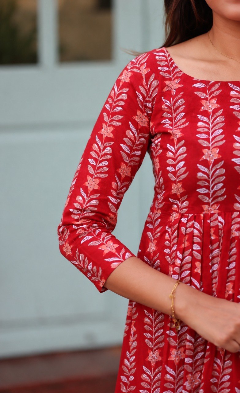 Women's Crimson Bloom Printed Peplum Top