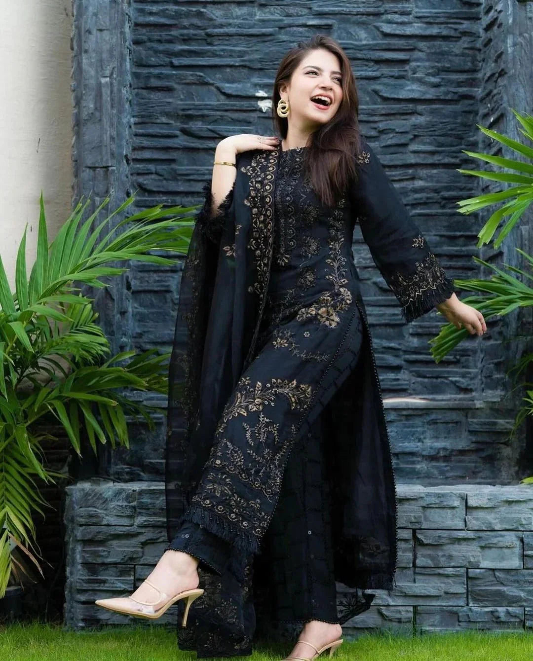 Black Embroidered Pakistani Suit Set for Women with Dupatta